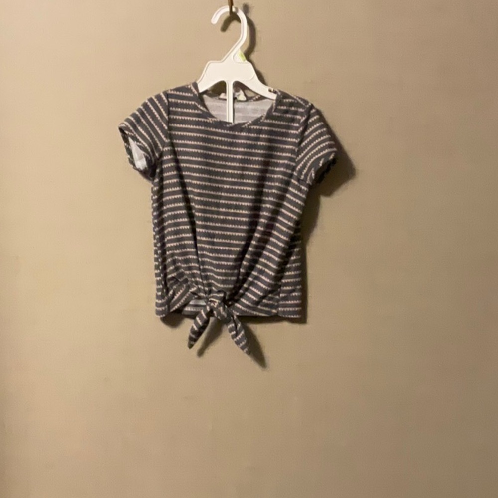 Gray and Pink Short Sleeve Tee with Tie-Front Detail